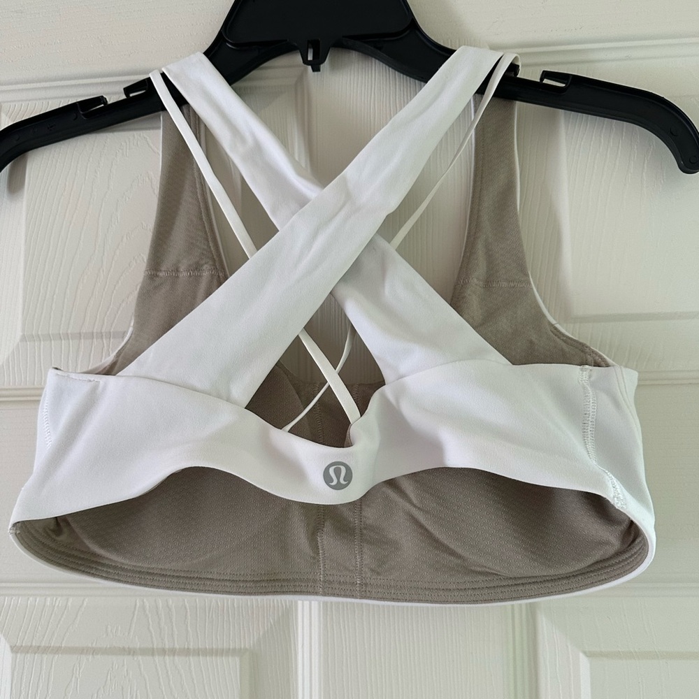 Lululemon light support nulu yoga bra a/b cup - Picture 5 of 7